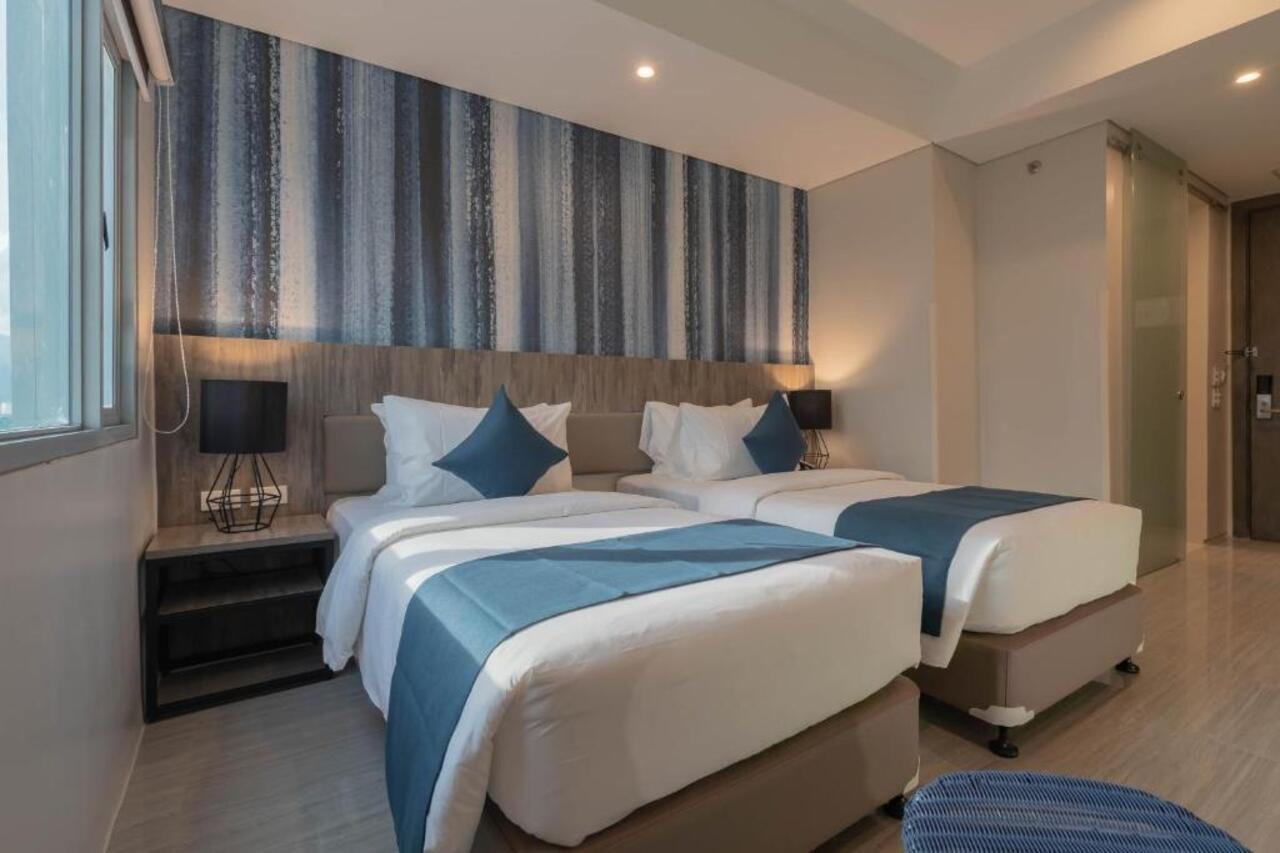 Bayfront Hotel Cebu Capitol Site Экстерьер фото